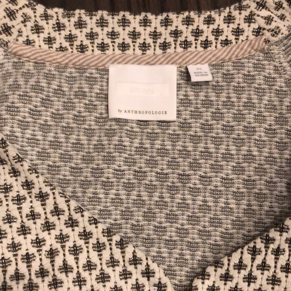 Anthropologie shirt in XS - Picture 2 of 3